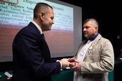 Uroczystość wręczenia Krzyży Wolności i Solidarności – Katowice, 17 października 2024. Fot. Mikołaj Bujak (IPN)