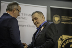 Gala wręczenia Krzyży Wolności i Solidarności oraz nagrody Praesentes Prioribus – Olsztyn, 22 listopada 2024. Fot. Łukasz Czechyra (IPN)