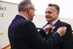 Uroczystość wręczenia Krzyży Wolności i Solidarności byłym działaczom NZS Politechniki Warszawskiej z lat 1980–1989 – Warszawa, 31 marca 2025. Fot. Sławek Kasper (IPN)