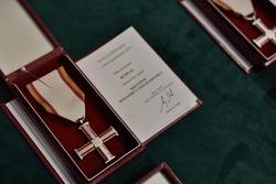 Uroczystość wręczenia odznaczeń państwowych działaczom opozycji antykomunistycznej z lat 1956–1989 – Szczecin, 28 maja 2025. Fot. Marcin Manowski (IPN)