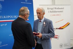 Uroczystość wręczenia Krzyży Wolności i Solidarności – Poznań, 13 października 2025. Fot. Bartosz Kochański (IPN)