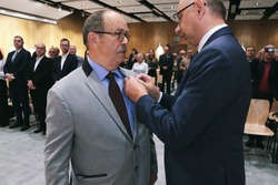 Uroczystość wręczenia Krzyży Wolności i Solidarności – Kielce, 17 października 2025. Fot. Dariusz Skrzyniarz (IPN)