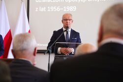 Wręczenie Krzyży Wolności i Solidarności byłym działaczom opozycji antykomunistycznej – Warszawa, 3 czerwca 2026. Na zdj. zastępca prezesa IPN dr hab. Krzysztof Szwagrzyk. Fot. Dariusz Skrzyniarz (IPN)