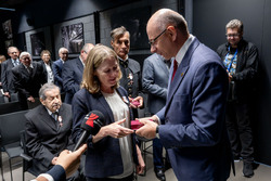 Uroczystość wręczenia Krzyży Wolności i Solidarności działaczom opozycji niepodległościowej z lat 1956–1989 – Katowice, 9 października 2026. Fot. Krzysztof Łojko (IPN)