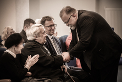 Krzyż Wolności i Solidarności dla o. Jacka Pleskaczyńskiego – Warszawa, 18 lipca 2019. Fot. Sławek Kasper (IPN)