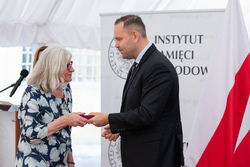 Uroczystość wręczenia Krzyży Wolności i Solidarności – Warszawa, 4 czerwca 2022. Fot. Mikołaj Bujak (IPN)