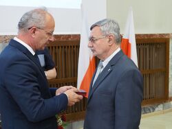 Uroczystość wręczenia Krzyży Wolności i Solidarności działaczom opozycji niepodległościowej z lat 1976–1989 – Radom, 24 czerwca 2022. Fot. IPN