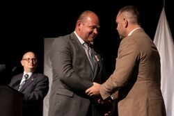 Józef Gojdź odznaczony Krzyżem Wolności i Solidarności – Polkowice, 29 sierpnia 2022. Fot. Mikołaj Bujak (IPN)