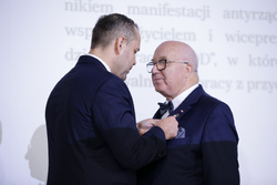 Uroczystość wręczenia Krzyży Wolności i Solidarności – Gdańsk, 31 sierpnia 2023. Fot: Mikołaj Bujak (IPN)