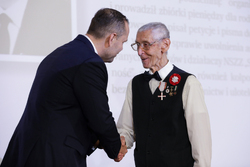 Uroczystość wręczenia Krzyży Wolności i Solidarności – Gdańsk, 31 sierpnia 2023. Fot: Mikołaj Bujak (IPN)