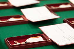 Uroczystość wręczenia Krzyży Wolności i Solidarności – Łódź, 8 marca 2024. Fot. IPN