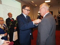 Uroczystość wręczenia Krzyży Wolności i Solidarności działaczom opozycji z Polski północno-wschodniej