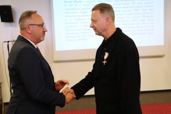 Uroczystość wręczenia działaczom opozycji antykomunistycznej Krzyży Wolności i Solidarności - Białystok, 22 września 2022, Fot. Natalia Krzywicka