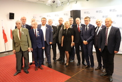 Uroczystość wręczenia działaczom opozycji antykomunistycznej Krzyży Wolności i Solidarności - Białystok, 22 września 2022, Fot. Natalia Krzywicka