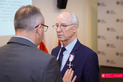 Uroczystość wręczenia działaczom opozycji antykomunistycznej Krzyży Wolności i Solidarności, Białystom 29.06.2023 r., fot. Paweł Bezubik