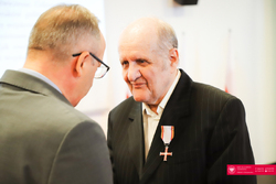 Uroczystość wręczenia działaczom opozycji antykomunistycznej Krzyży Wolności i Solidarności, Białystom 29.06.2023 r., fot. Paweł Bezubik