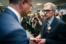 Uroczystość wręczenia Krzyży Wolności i Solidarności – Olsztyn, 4 października 2017. Fot. Sławomir Kasper (IPN)