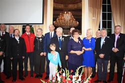 Pamiątkowe zdjęcie odznaczonych