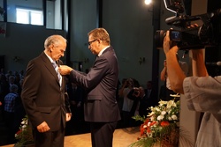 Uroczystość wręczenia Krzyży Wolności i Solidarności w Jastrzębiu-Zdroju.