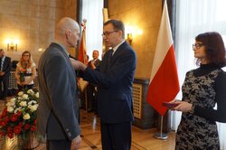 Uroczystość wręczenia Krzyży Wolności i Solidarności w Katowicach.