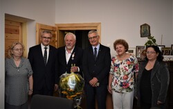 Wręczenie Krzyży Wolności i Solidarności Jerzemu Leopoldowi Gorolowi.