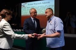 Uroczystość wręczenia Krzyży Wolności i Solidarności  w Katowicach . Fot. M. Kobylańska