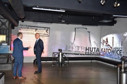 Zwiedzanie Śląskiego Centrum Wolności i Solidarności. Fot. Monika Kobylańska/IPN