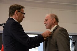 Działaczom opozycji wręczono w Krakowie Krzyże Wolności i Solidarności - fot. Żaneta Wierzgacz