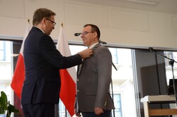 Działaczom opozycji wręczono w Krakowie Krzyże Wolności i Solidarności - fot. Żaneta Wierzgacz