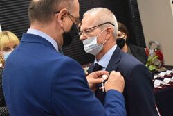 Uroczystość wręczenia Krzyży Wolności i Solidarności w Kielcach. Fot. Katarzyna Pronobis (IPN)