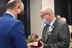 Uroczystość wręczenia Krzyży Wolności i Solidarności w Kielcach. Fot. Katarzyna Pronobis (IPN)