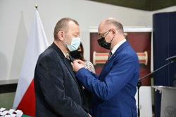 Na „Przystanku Historia” IPN w Krakowie wręczono Krzyże Wolności i Solidarności. Fot. Żaneta Wierzgacz (IPN)