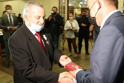 Uroczystość wręczenia Krzyży Wolności i Solidarności – Łódź, 30 czerwca 2021