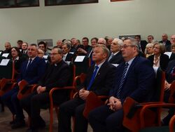 Od prawej: Witold Gerlicz, Waldemar Krenc, ks. prał. dr Zbigniew Tracz, Zbigniew Kręcisz