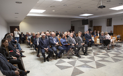 Uroczyste wręczenie Krzyży Wolności i Solidarności działaczom opozycji antykomunistycznej.