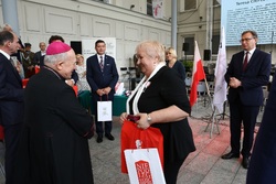 Obchody 40. rocznicy powstania NSZZ „Solidarność“ i uroczystość wręczenia Krzyży Wolności i Solidarności działaczom opozycji antykomunistycznej. Fot. Igor Witowicz