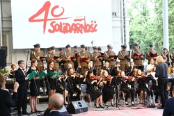 Obchody 40. rocznicy powstania NSZZ „Solidarność“ i uroczystość wręczenia Krzyży Wolności i Solidarności działaczom opozycji antykomunistycznej. Fot. Igor Witowicz