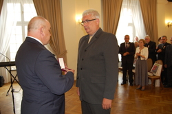 Jerzy Kazimierz Nalichowski odznaczenie odbiera syn Marcin Nalichowski