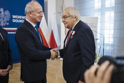 Uroczystość wręczenia Krzyży Wolności i Solidarności działaczom opozycji niepodległościowej z lat 1956–1989 – Wrocław, 8 września 2023, fot. Agata Ligęcka IPN Wrocław